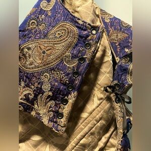 Damsel in a Dress Vixen hooded Corset. Size 38-39 inches in iridescent paisley.